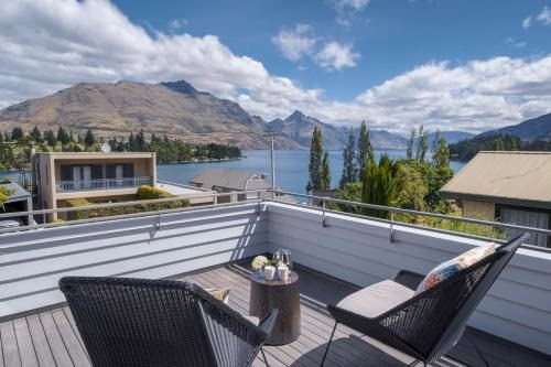 Tranquil Queenstown Escape4