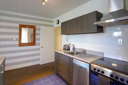 Apartment with Lake View