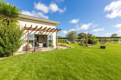 Studio with Garden View