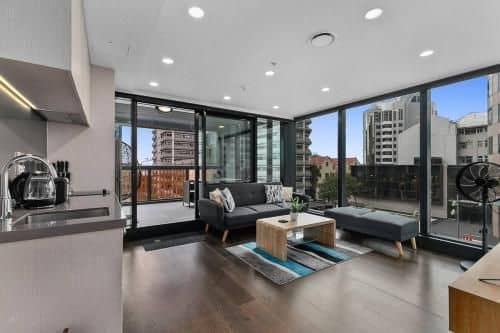 Two Bedroom Near Sky Tower - with Gym and Sauna! Two Bedroom Near Sky Tower - with Gym and Sauna!
