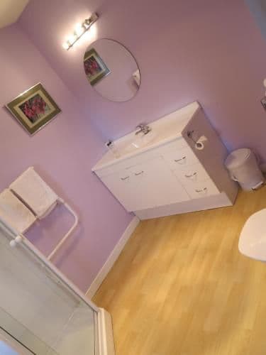 Two-Bedroom Apartment with Private Bathroom