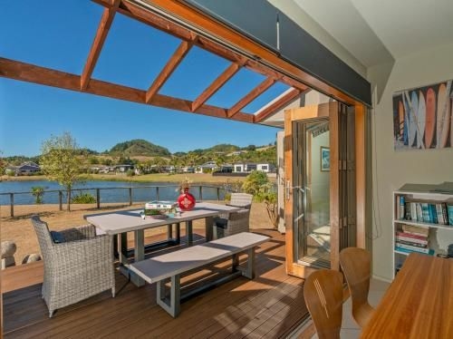 The Haven - Cooks Beach Holiday Home0