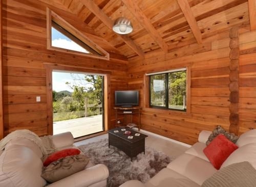 Fern Ridge Hideaway2