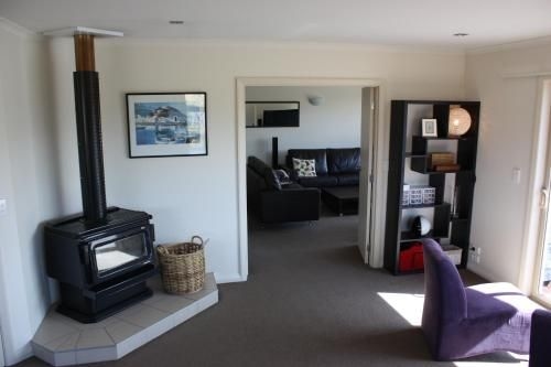 Sam's Place1
