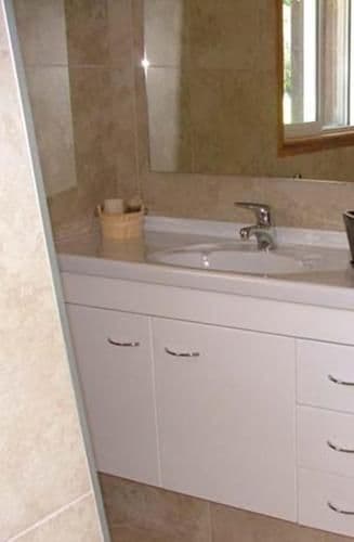 Queen Room with Private Bathroom