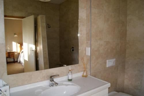 Queen Room with Private Bathroom