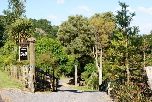 Gully Retreat Karapiro0