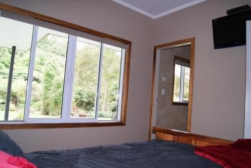 Queen Room with Private Bathroom