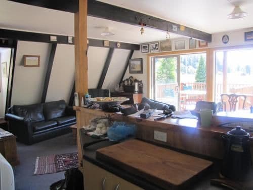 Queen Room - Homestay
