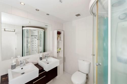 Maison Cayman - Mt. Maunganui Holiday Home1