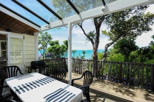 Ocean View Villa - Napier Holiday House0