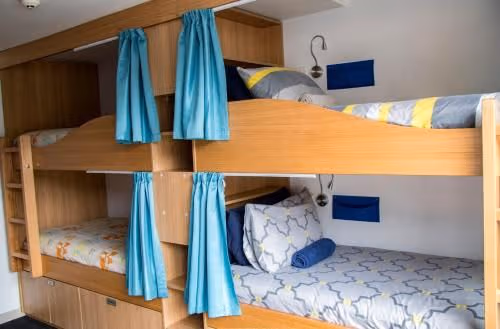 Bed in 6-Bed Mixed Dormitory Room with Ensuite