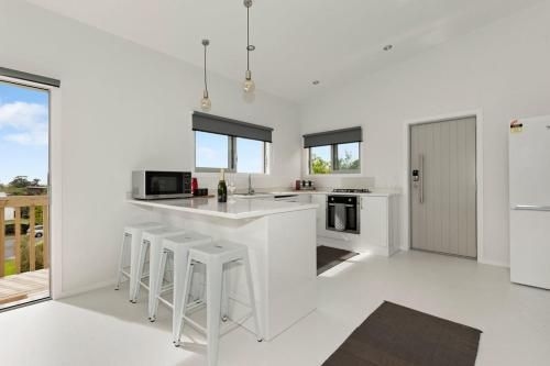Surf Munro - Ngunguru Holiday Home2