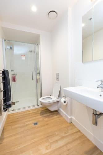 2.5 Bedroom Deluxe Apartment - Split Level