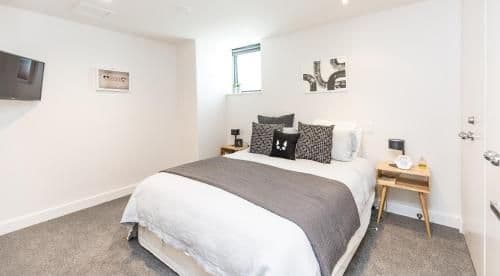 2.5 Bedroom Deluxe Apartment - Split Level