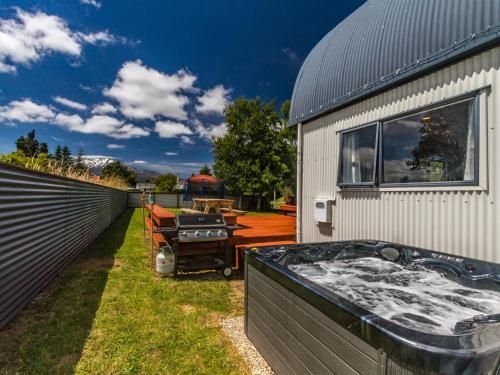 Turoa Tirohanga Spa Retreat - Rangataua Holiday Home2