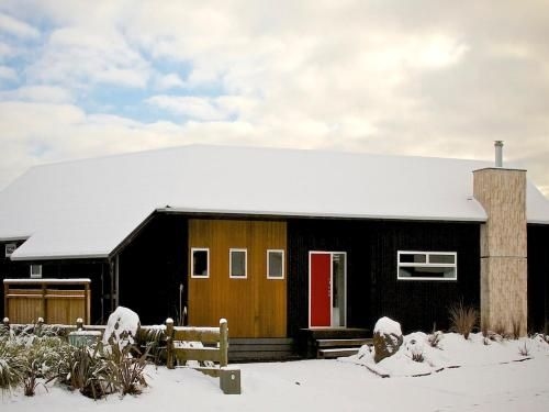 Spa Chillax - Ohakune Holiday Home4