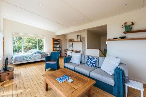 Alison's Place - Onetangi Holiday Home4
