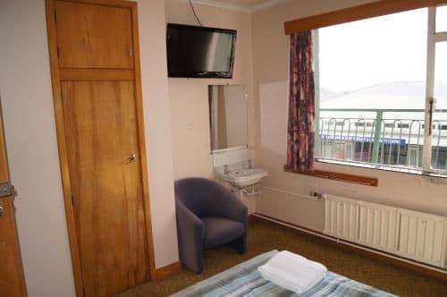 Queen Room with Shared Bathroom