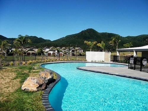 Pauanui Lakes - Pauanui Holiday Home0