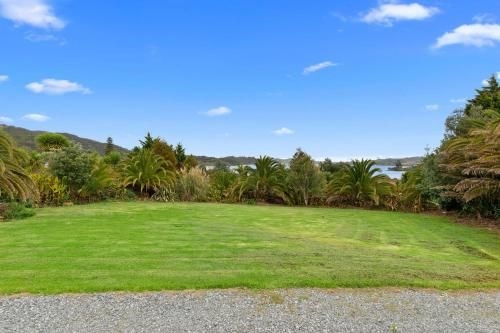 Parua Bay Views - Parua Bay Holiday Home2