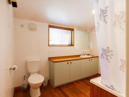 Fantail on Goldleaf - Queenstown Holiday Home4