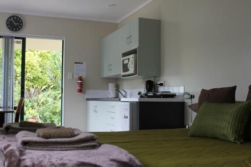 Kauri Coast TOP 10 Holiday Park4