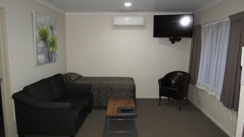 One Bedroom Unit with Spa Bath
