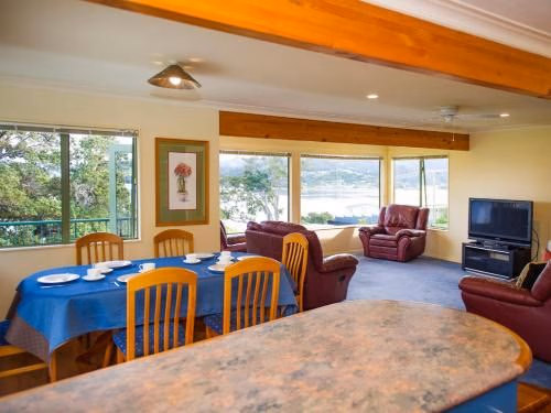 Ultimate Ocean Beach - Tairua Holiday Home3
