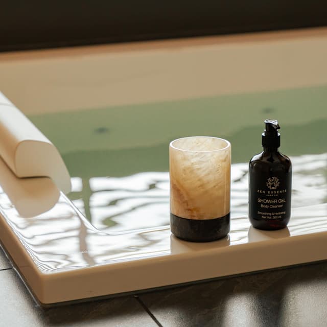 Signature Two Bedroom Jacuzzi Suite
