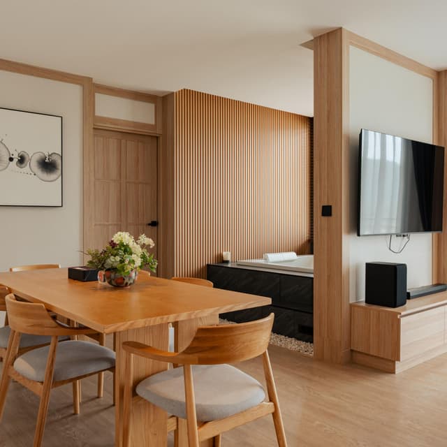 Signature Two Bedroom Jacuzzi Suite