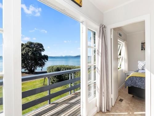 Pencarrow Cottage - Russell Holiday Home0