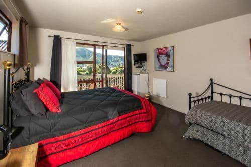 Basic Triple Room