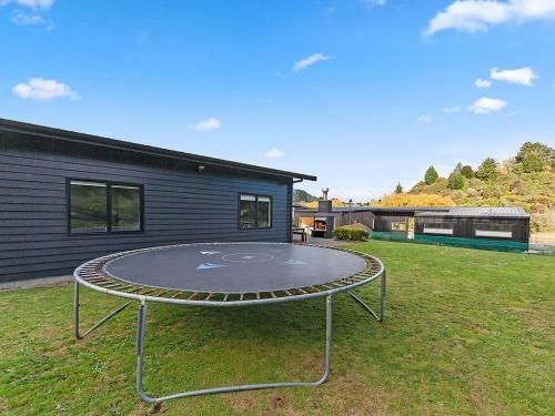 River Retreat - Taupo Holiday Home1