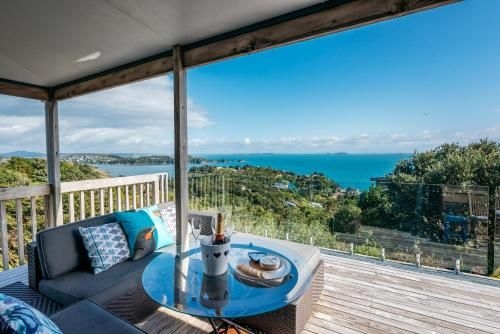 Sol Vista - Waiheke Holiday Home0
