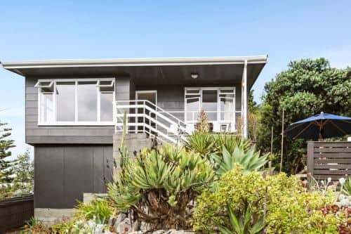 Seaside House - Waikanae Beach Bach Seaside House - Waikanae Beach Bach