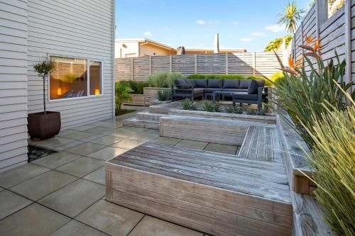 Sea Shells By The Shaw - Waihi Beach Holiday Home1