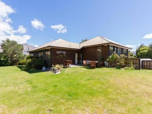 Relax at Wanaka - Wanaka Holiday Home With Wifi Relax at Wanaka - Wanaka Holiday Home With Wifi