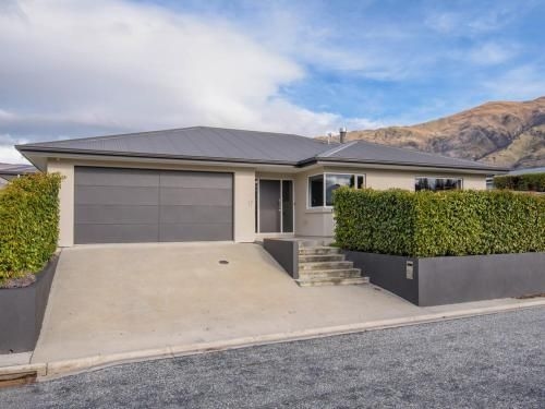 Meadowstone Retreat - Wanaka Holiday Home4