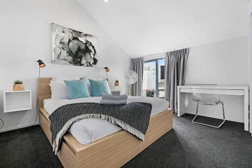 Star Struck Luxury - Inner City Townhouse2