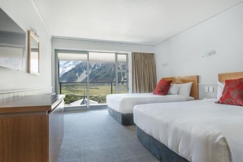 Superior Twin Room with Mountain View