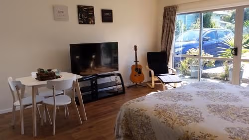 Deluxe King Suite