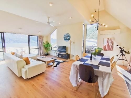 Queenstown Lakeview Holiday Home-5mins to town0