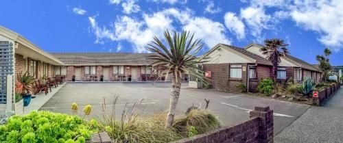 Foreshore Motor Lodge0