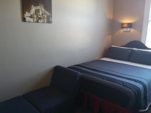 Double Room with Shared Toilet