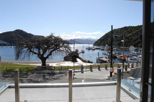 Picton Waterfront Oxley's Luxury Apartment0