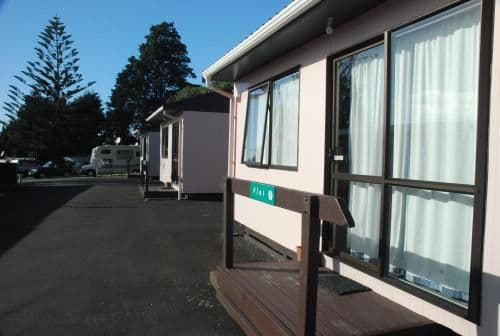One-Bedroom Apartment with Private Bathroom (2 Guests)
