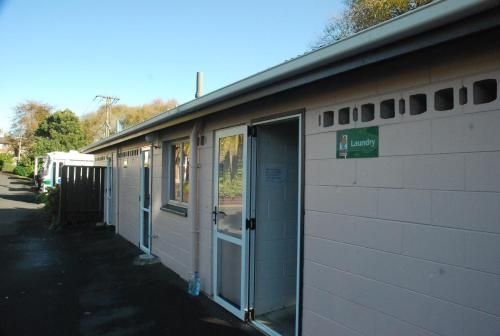 Avondale Motor Park3