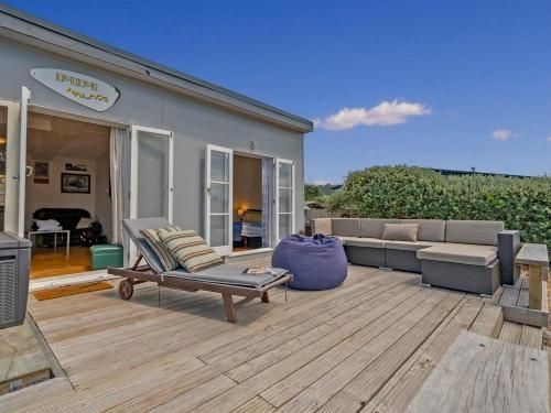 Pipi Palace - Whangamata Bach0