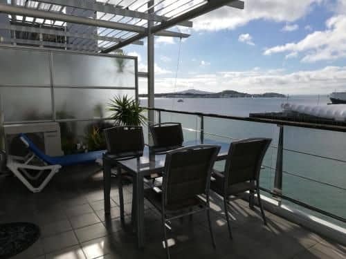 Waterfront apartment in Princes Wharf Waterfront apartment in Princes Wharf
